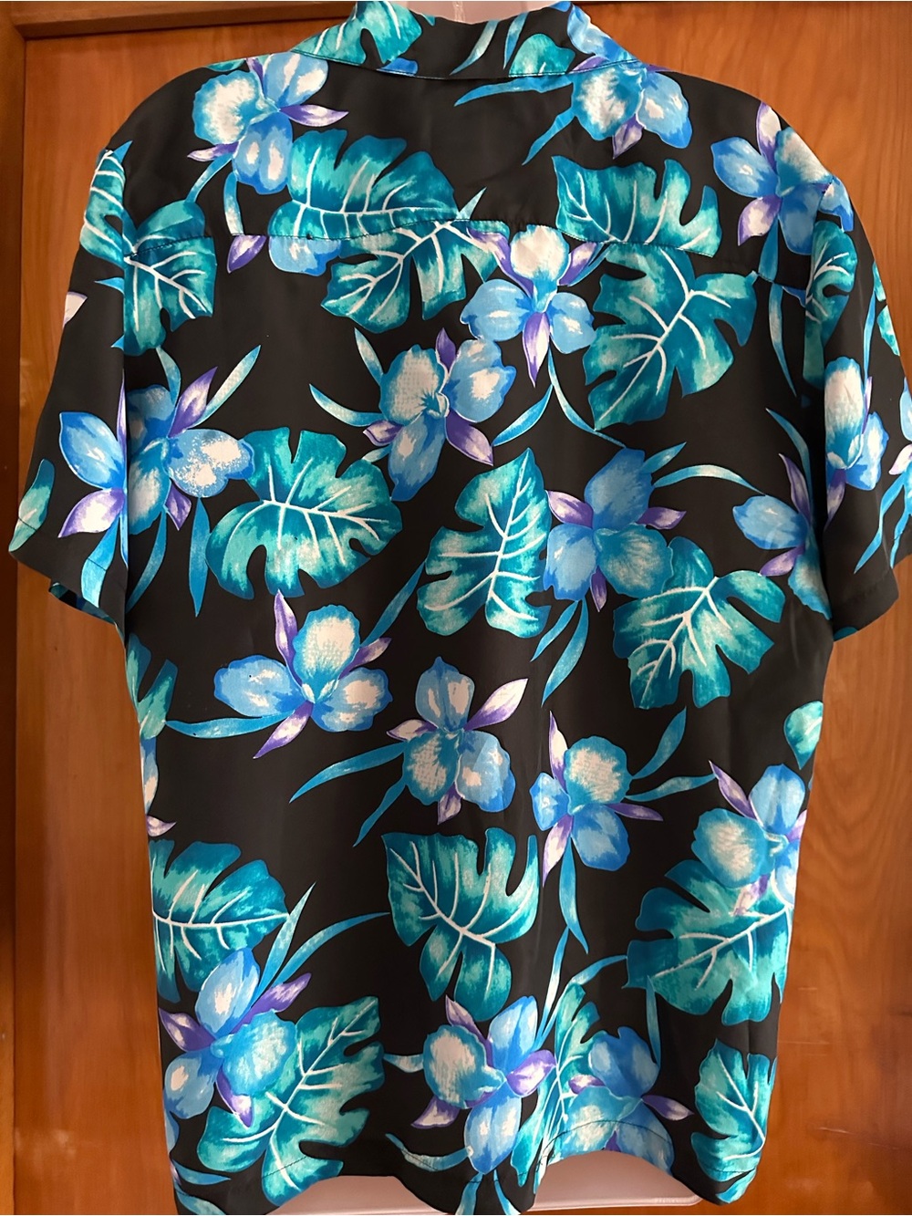 Silk Traders Hawaii 100% Silk Blue Orchid Camp Shirt Women’s L NWT - Picture 2 of 4